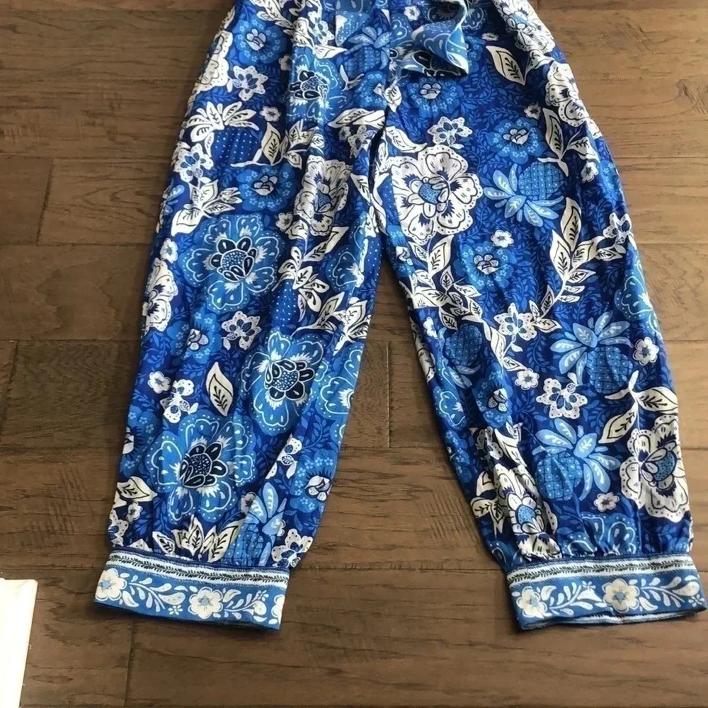 Farm Rio Full of Flowers jumpsuit Sz Medium New with Tags lots of blue - Picture 5 of 15